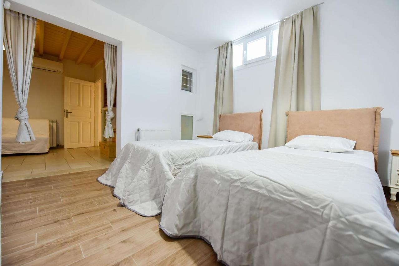 Ftelia Beach Paradise - Villa Irina'S Oasis Luaran gambar